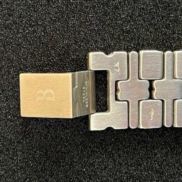 BULOVA | NFL Superbowl Men's two-tone watch-NEW Battery - Picture 8 of 16